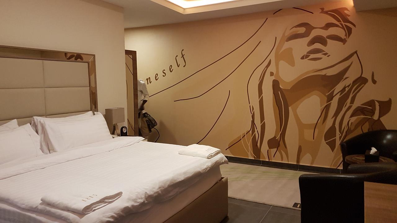 Iris Hotel Wuse 2 Abuja Eksteriør billede
